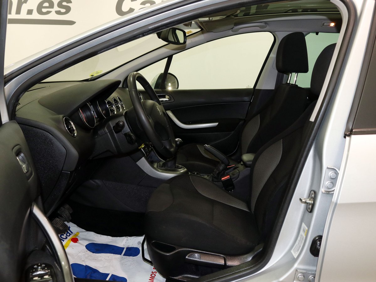 Foto Peugeot 308 13