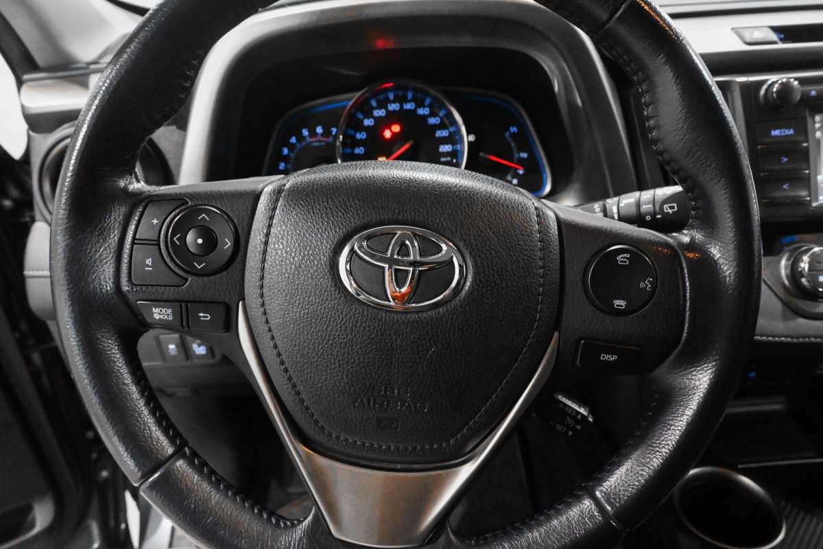 Foto Toyota RAV-4 13