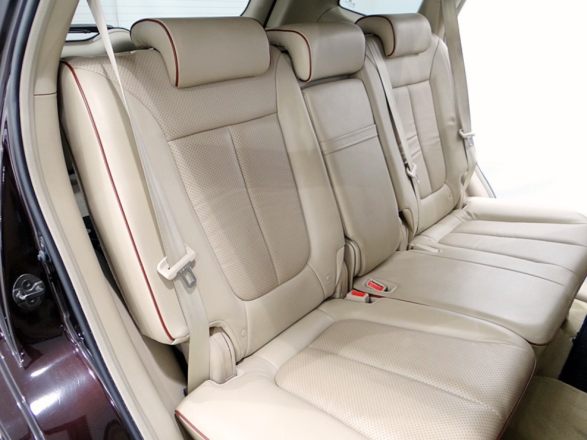 Foto Hyundai Santa Fe 26