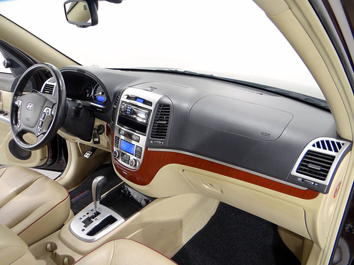 Foto Hyundai Santa Fe 30