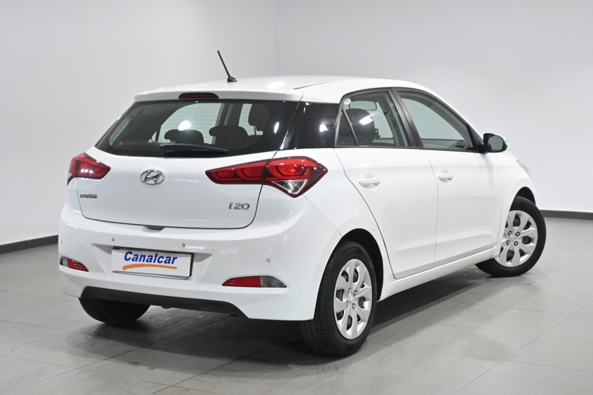 Foto Hyundai i20 4