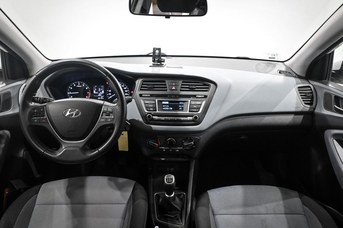 Foto Hyundai i20 16