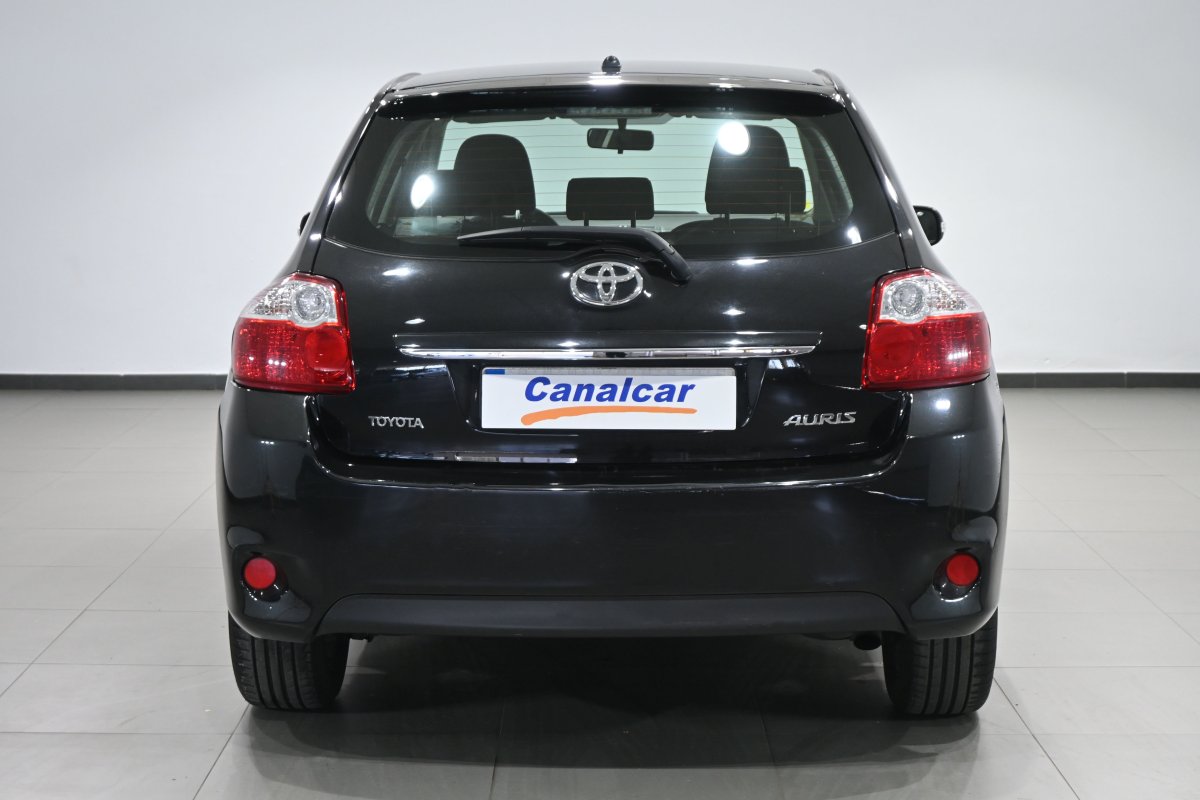 Foto Toyota Auris 5