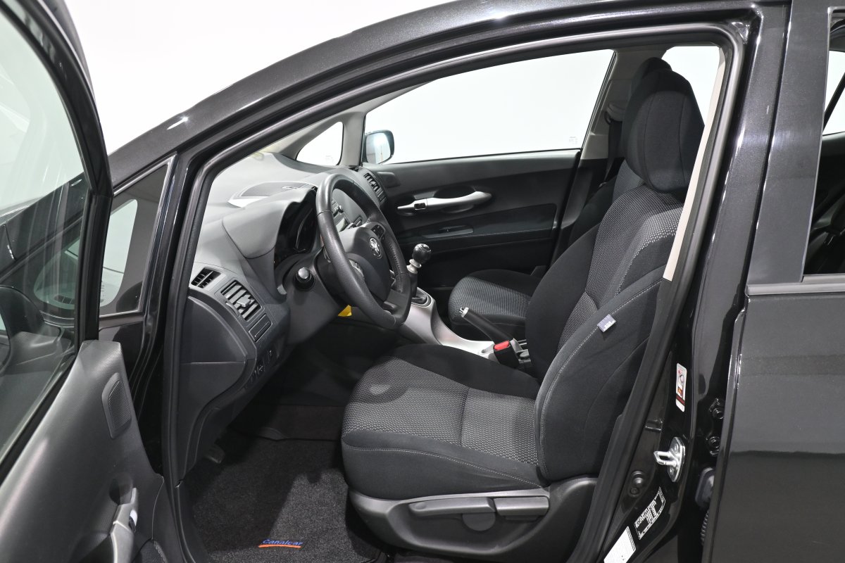 Foto Toyota Auris 10