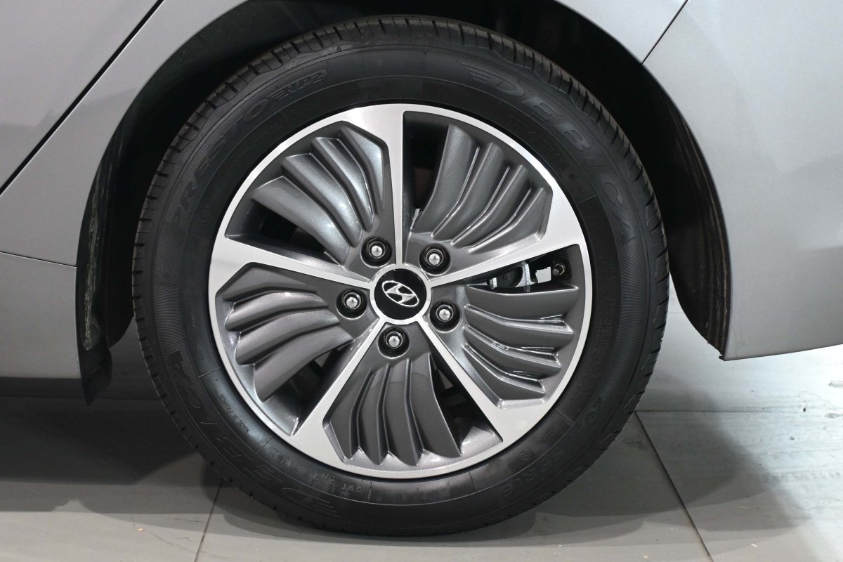 Foto Hyundai Ioniq 30