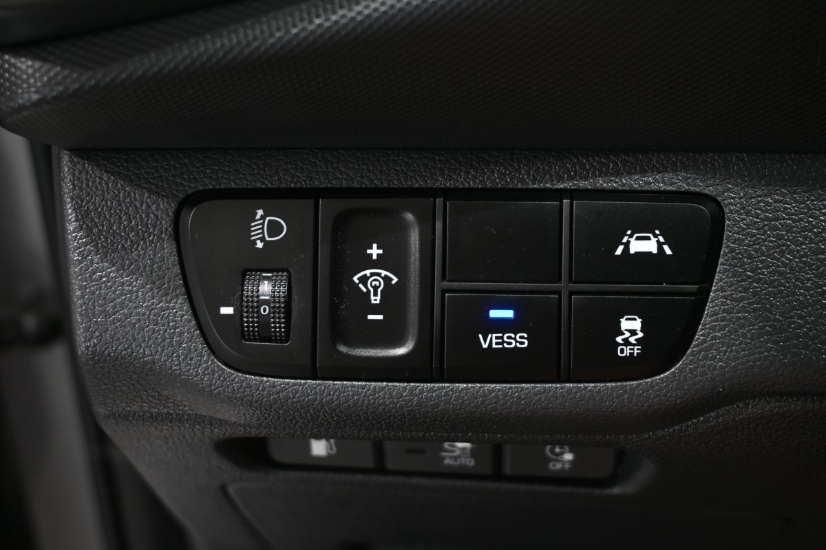 Foto Hyundai Ioniq 27