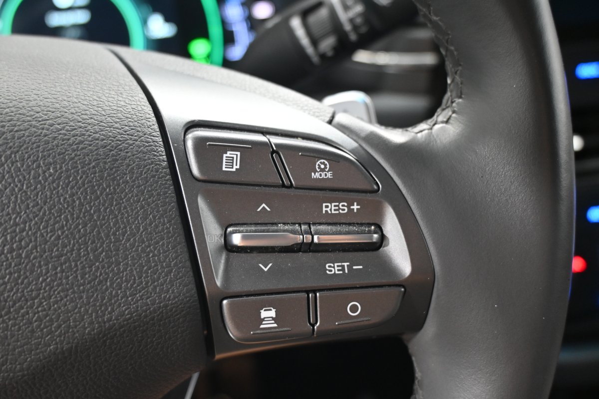 Foto Hyundai Ioniq 26