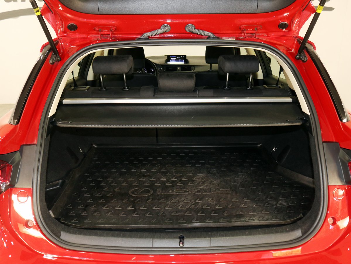 Foto Lexus CT 200h 8