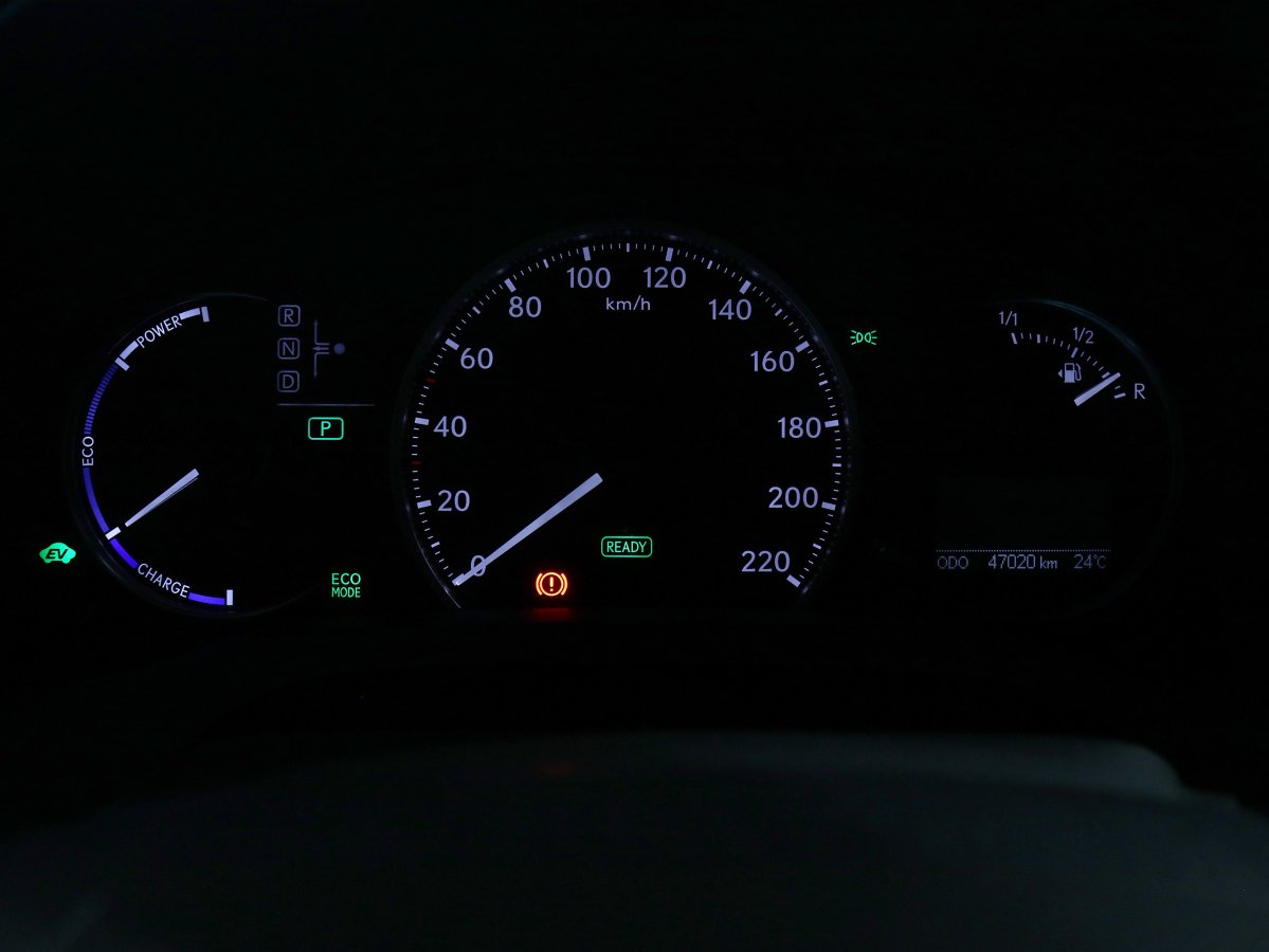 Foto Lexus CT 200h 16