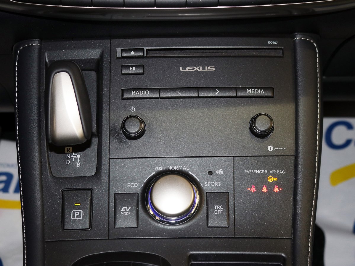Foto Lexus CT 200h 29