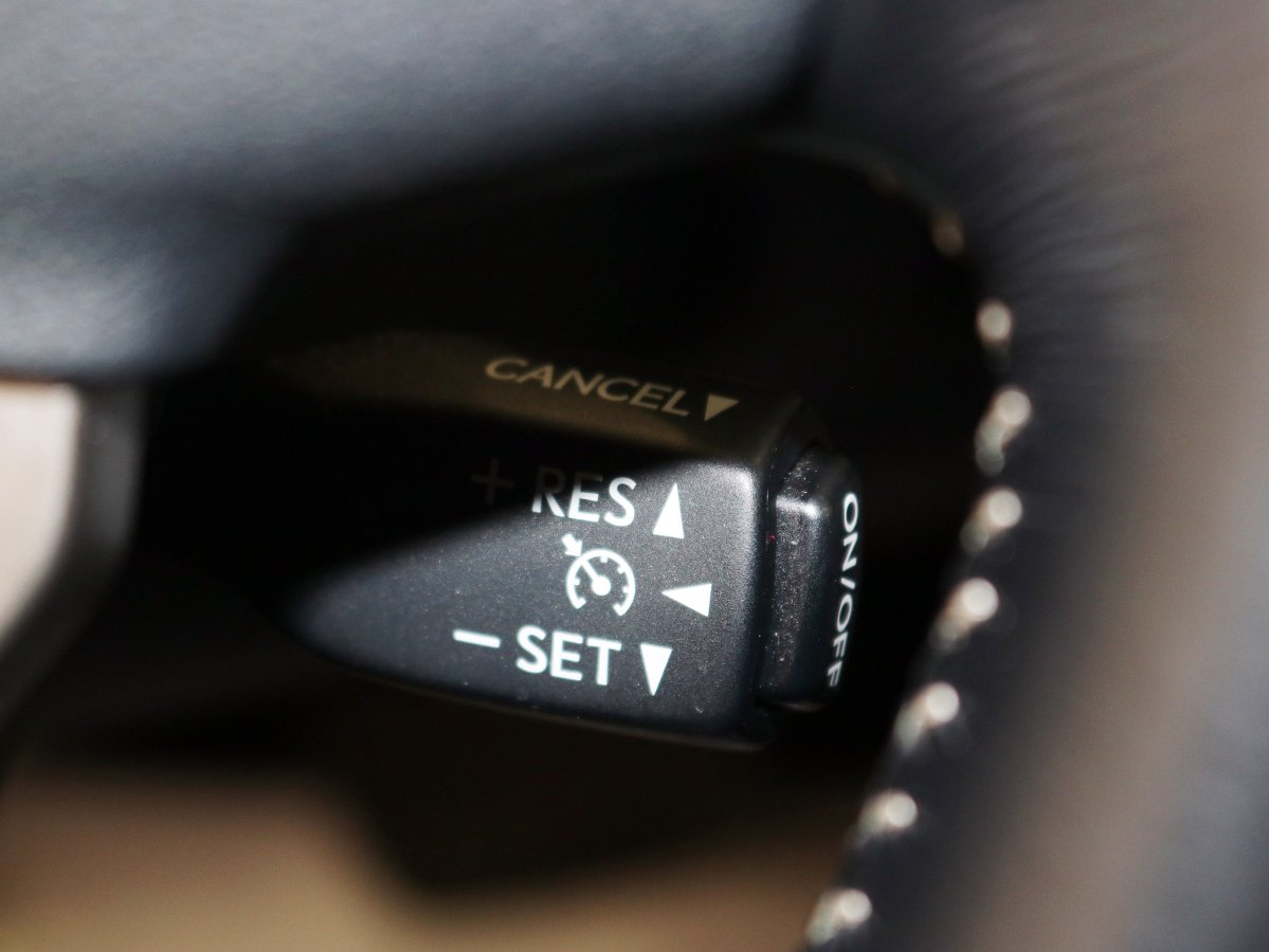 Foto Lexus CT 200h 39