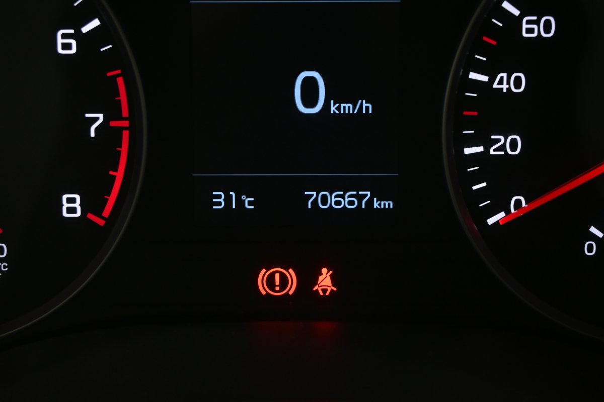 Foto Kia Stonic 12