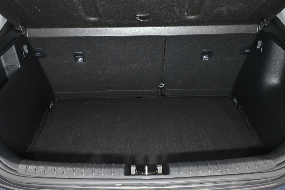 Foto Kia Stonic 8