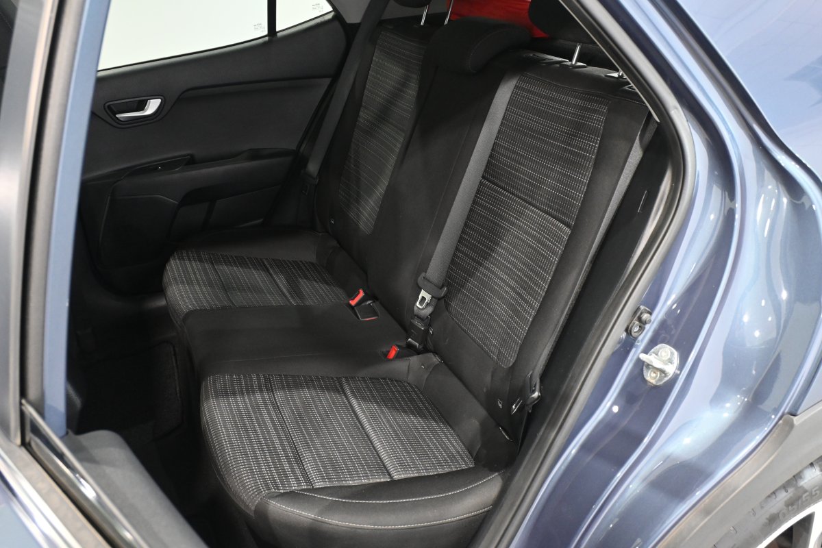 Foto Kia Stonic 11