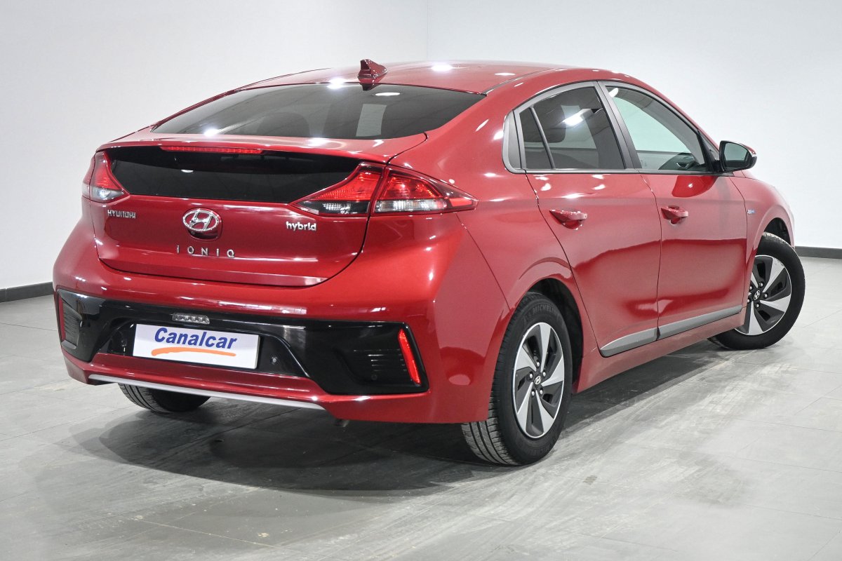 Foto Hyundai Ioniq 4