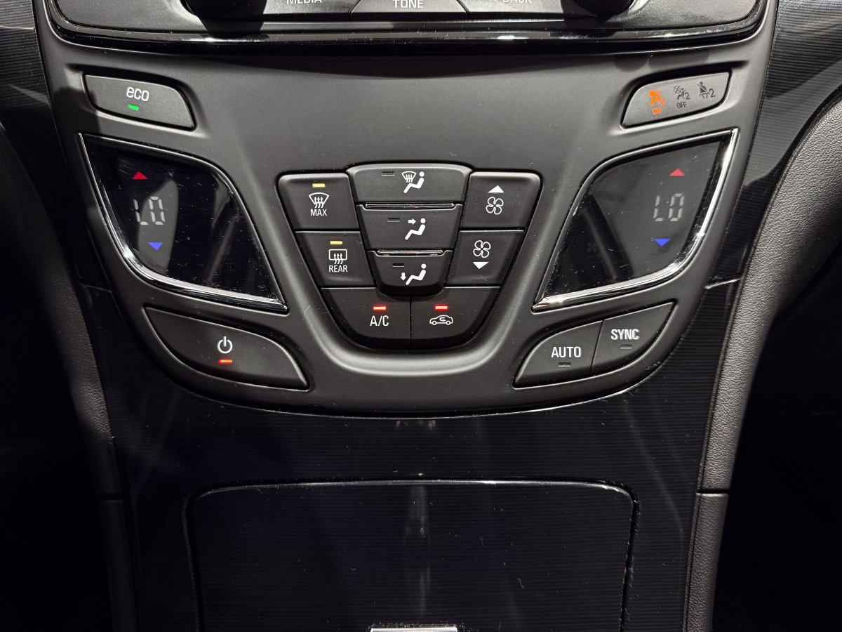 Foto Opel Insignia 16