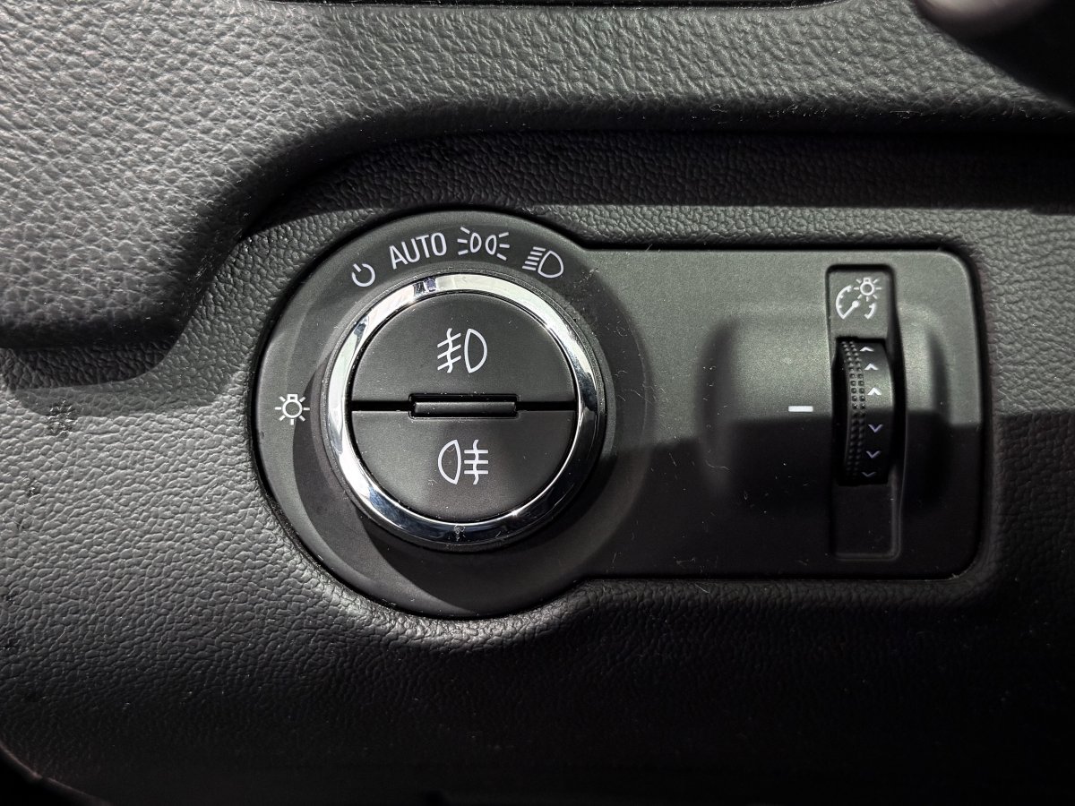 Foto Opel Insignia 25