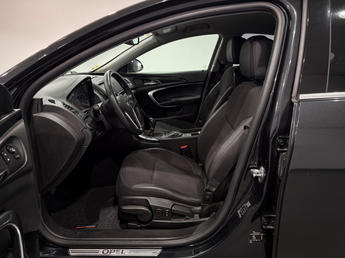 Foto Opel Insignia 10