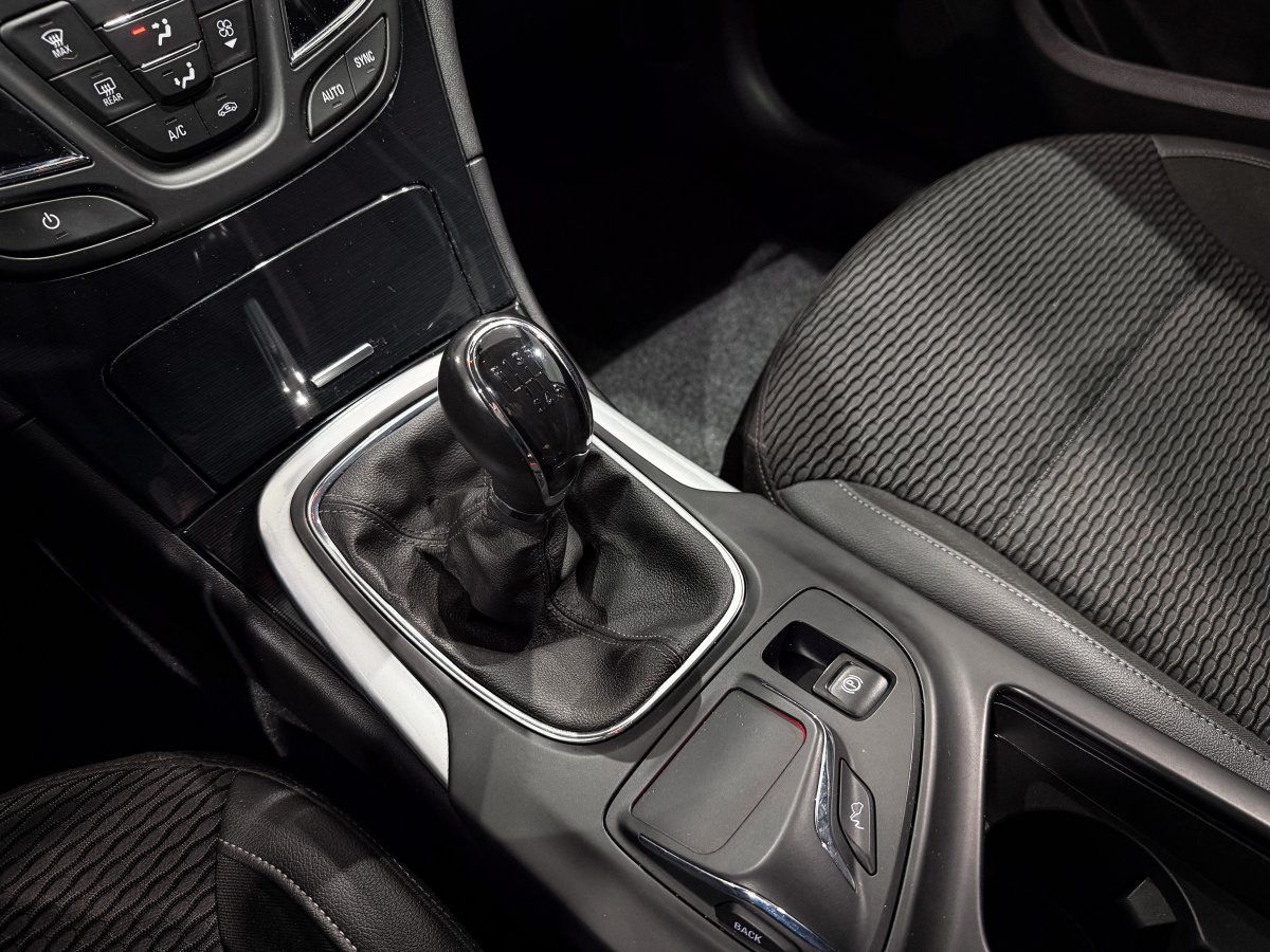 Foto Opel Insignia 19